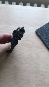 Revolver Smith & Wesson 9mm - 7