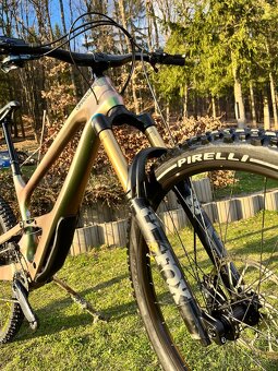 Cannondale Jekyll Carbon 1 2023, barva Beetle Green - 7