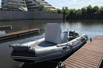 Člun nafukovací Zodiac PRO Open 550 - 115 hp spalovací motor - 7