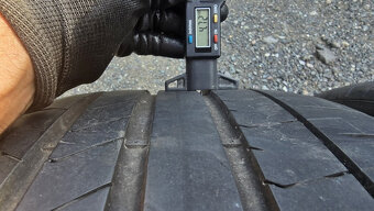 Letní pneu 275/40/20 Pirelli - 7