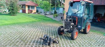Kubota přední tříbodový zavěs s PTO - 7