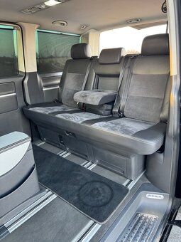 VW Multivan Highline - 7