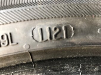 245/ 45/ R19 - 7