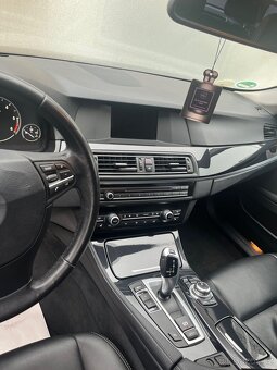 PRODÁM BMW F 11 - 7