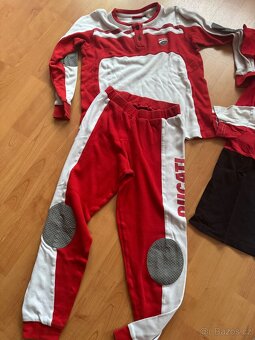 Oblečení Ducati a Simoncelli - 7