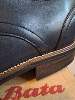 Bata Navy Blue Koženy boty 46 - darek Hand grip posilovač - 7