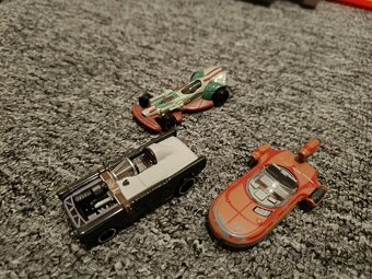 Auta hot wheels - 7