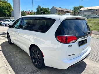 Chrysler Pacifica 3.6 - 2021 - 7 míst 221 kw - 7