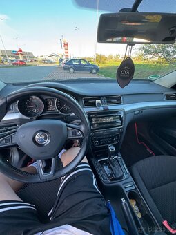 Škoda Superb 2014 - 7