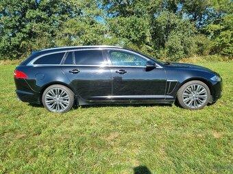 Jaguar XF Sportbrake 3.0D, 202kw, S paket, 19" disky - 7