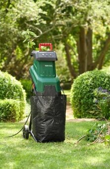 Výkonný nožový drtič Parkside 2400W - 7