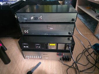 SONY TA A 300 CDP 110 ST J 300 TC W 200 - 7