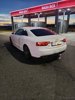 Prodám Audi A5 , 2.0 TDI 125 kW - 7