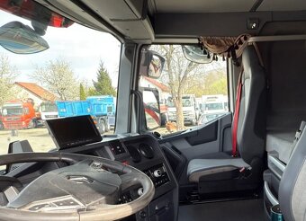Renault C520 - 6x4 - Nosič kontejnerů + HR-KESLA 2111 - 7