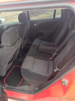 Mondeo mk3 2.0 tdci 96kw 2005 6ti kvalt - 7