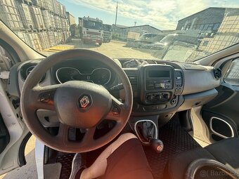 RENAULT TRAFIC 02/2015 DCI 115 - 7