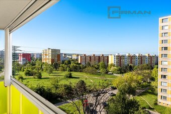Prodej 1kk po rekonstrukci s nadstandardní lodžií a krásným - 7