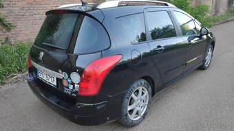 Peugeot 308 SW 1,6 HDi 80kw 7 míst - 7
