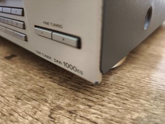 Satelitni tuner Sony DAR 1000 ES Champagne,čti popis - 7