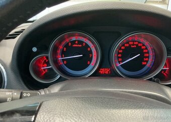 ► MAZDA 6 2.0i 114KW EXCLUSIVE 90TH SPORT - NAVI - 17" - 7