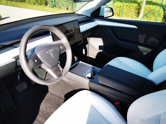 Tesla Model Y LR, FSD za 200 tis.kč- ZAMLUVENO - 7