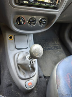 Prodám Renault Thalia 1.4 z roku 2001 - 7