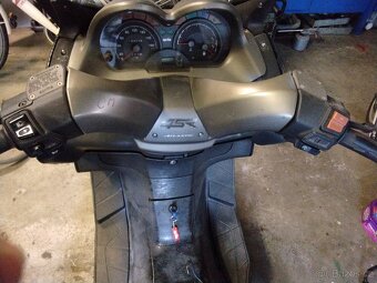 Aprilia atlantic 200 - 7