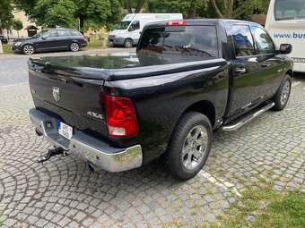 DODGE RAM 5,7 HEMI LPG LARAMIE,2011,ČERNÁ,TZ,DPH - 7