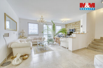 Prodej rodinného domu, 136 m², Postřižín, ul. Šípková - 7