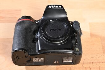 Prodám DSLR Nikon D800 - 7