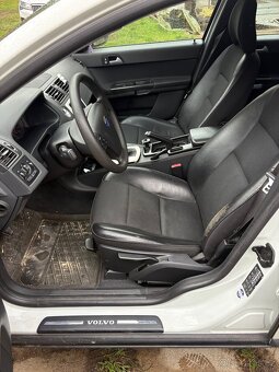 Volvo v50 - 7