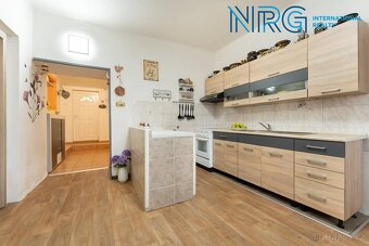 Prodej rodinného domu 111 m², pozemek 333 m², Nádražní, Cerh - 7