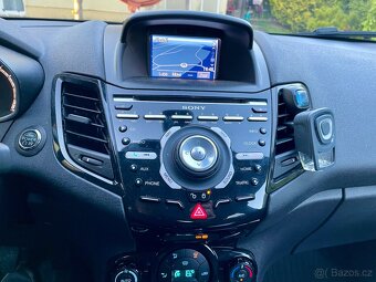 Ford Fiesta 1.6TDci 70kW. 2013, navi, klima - 7