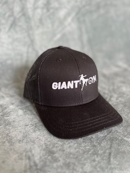 Predám šiltovku GIANT GYM - 7