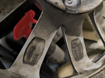 Alu kola Škoda Fabia III 5x100 r16, Originál,pneu 98%Pirelli - 7