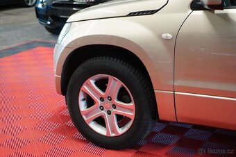 Suzuki Grand Vitara 2.0i benzín 103kw - 7