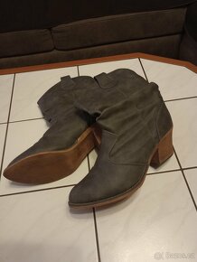 Nové kožené kozačky vel.43, špatně zvolená velikost - 7