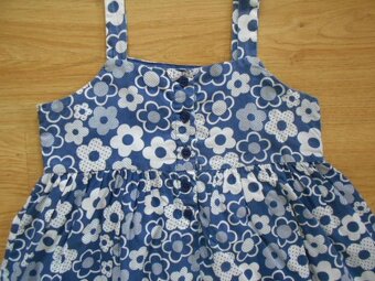 Dívčí šaty vel.122/128 zn.H&M a 134/140 zn.Y.D - 7