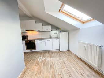 Pronájem cihlového bytu 1+1, 40 m², Znojmo, ul. Jiráskova - 7