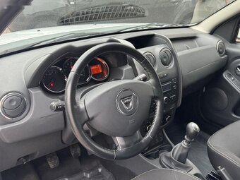 Dacia Duster,1.6i 4x4 - 7