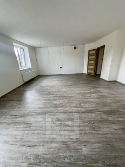 Prodej bytu 3+kk, 105 m2 - Kralupy nad Vltavou - Lobeček - 7