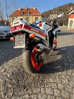 Suzuki gsx-r,gsxr 750 - 7