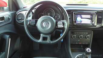 VW Beetle Sport 1.2Tsi,90kW.rok 2012. 136t km. - 7