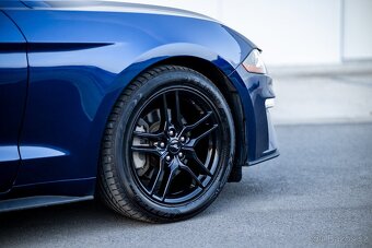 Ford Mustang 2.3 turbo rok 2020 - 7