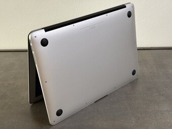 MacBook Air 13" 2017 128GB / 8GB / i5 - DPH - 7