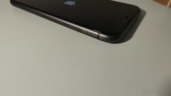 Apple iPhone 11 128GB, Black - 7
