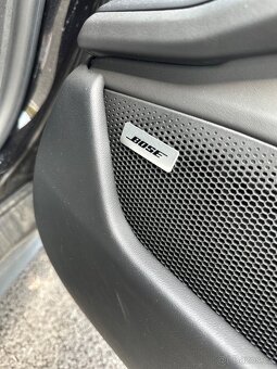 Porsche Taycan 4S - 7