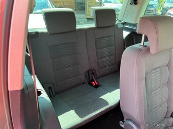 Volkswagen Touran, 2.0 TDi 125kW 7 MÍST, TAŽNÉ - 7