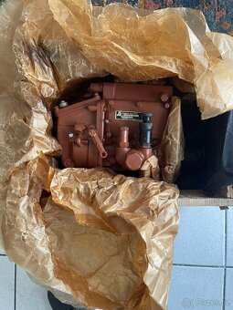 Turbína na Belarus 920 motor MMZ D243,čerpadlo naftové. - 7