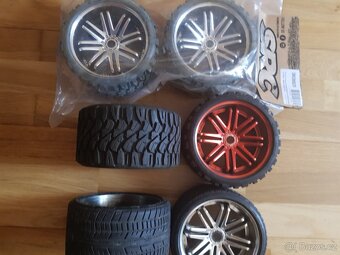 Rc diely TRAXXAS ARRMA SAVAGE - 7